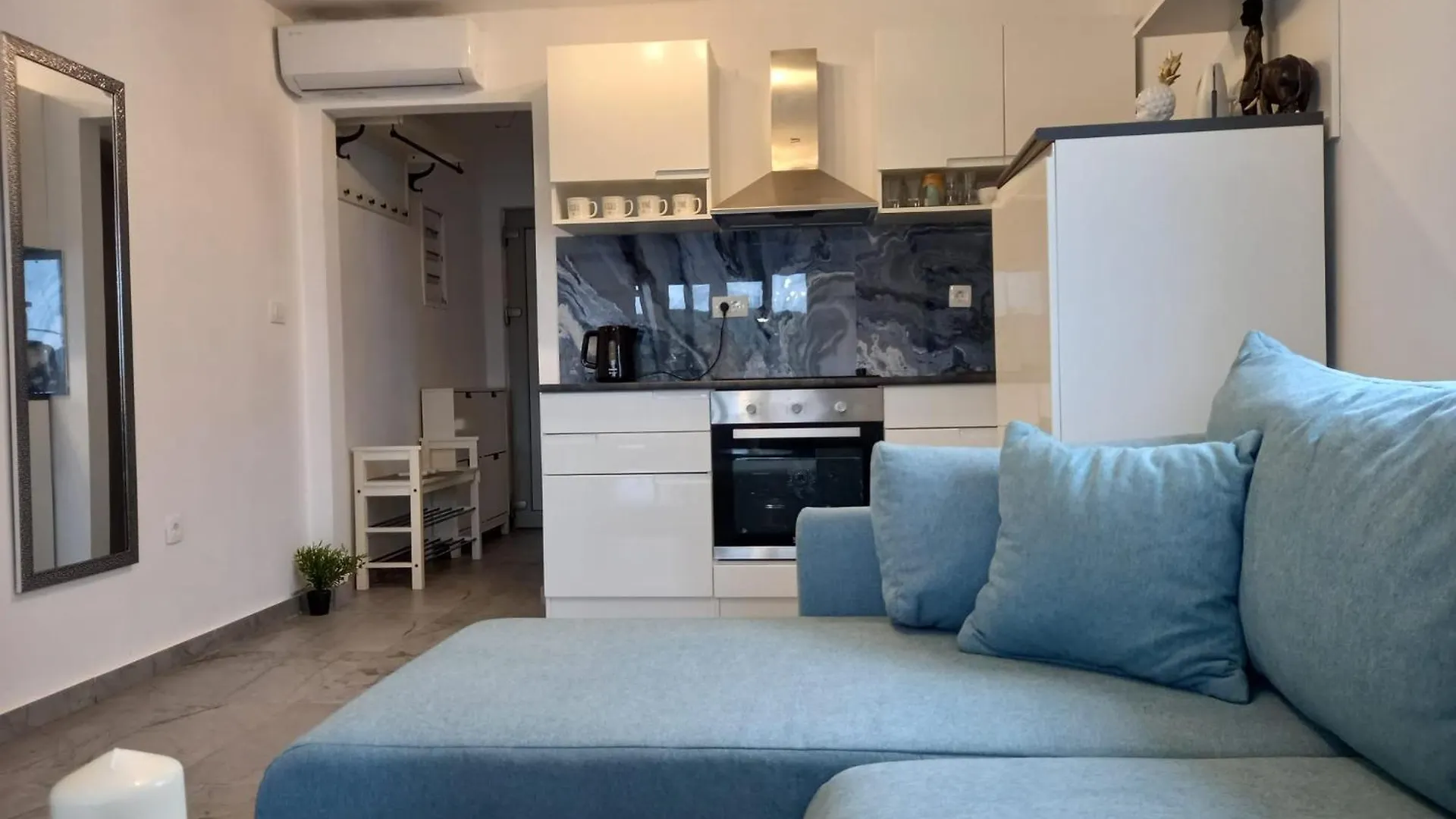 Mahar Apartment Molat