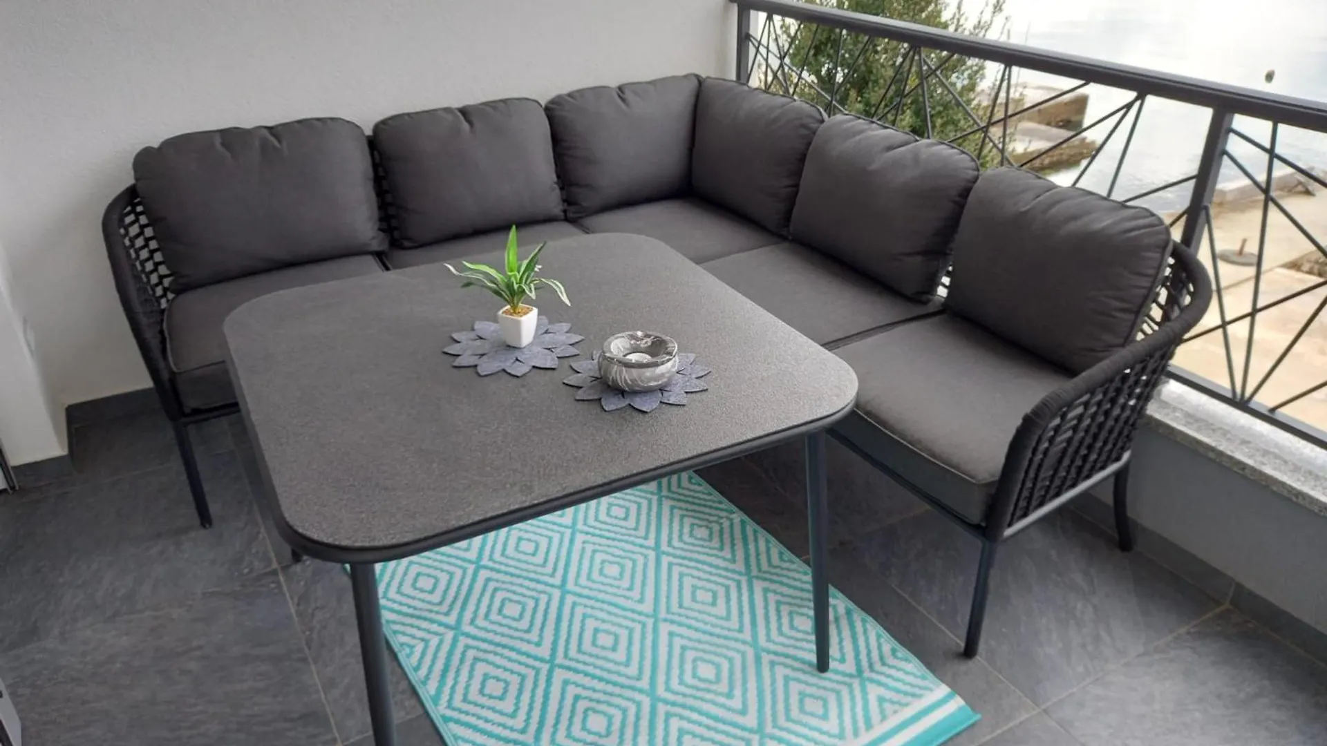 Mahar Apartment Molat 0*,