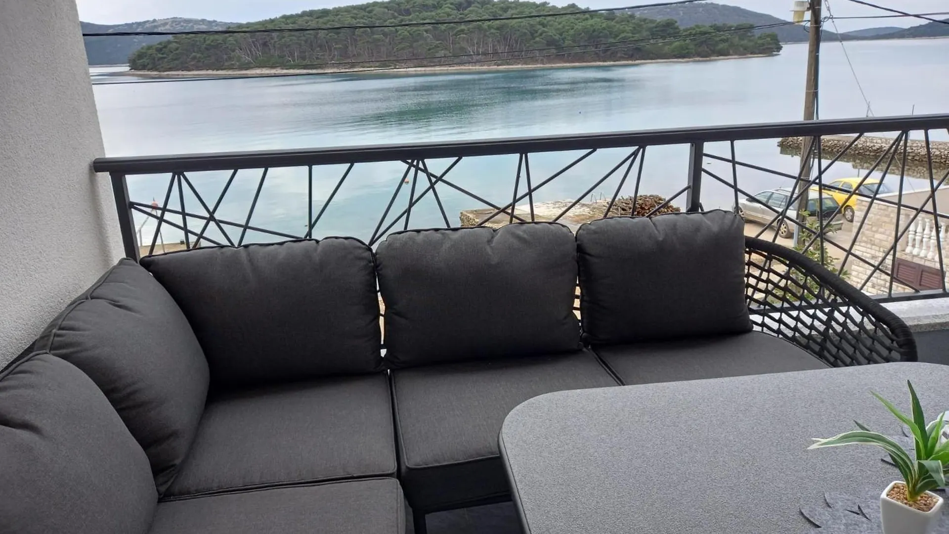 Mahar Apartment Molat Croatia